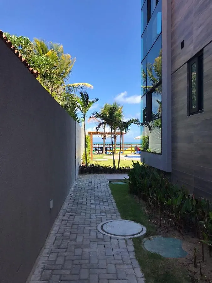 Apartamento PLAGE DU PORTO 204- Beira mar, centrinho turístico Pôrto das Galinhas Brasil
