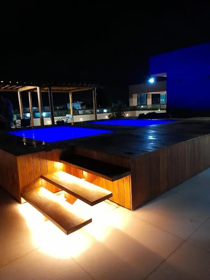 Apartamento PLAGE DU PORTO 204- Beira mar, centrinho turístico Pôrto das Galinhas